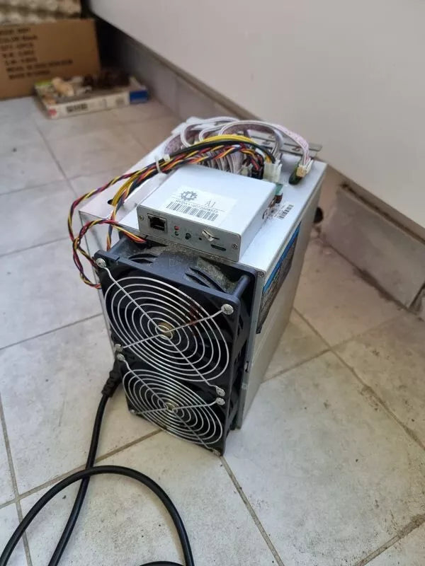 A1 Bitmain Miner Bitcoin – 25T 2100W – Antminer